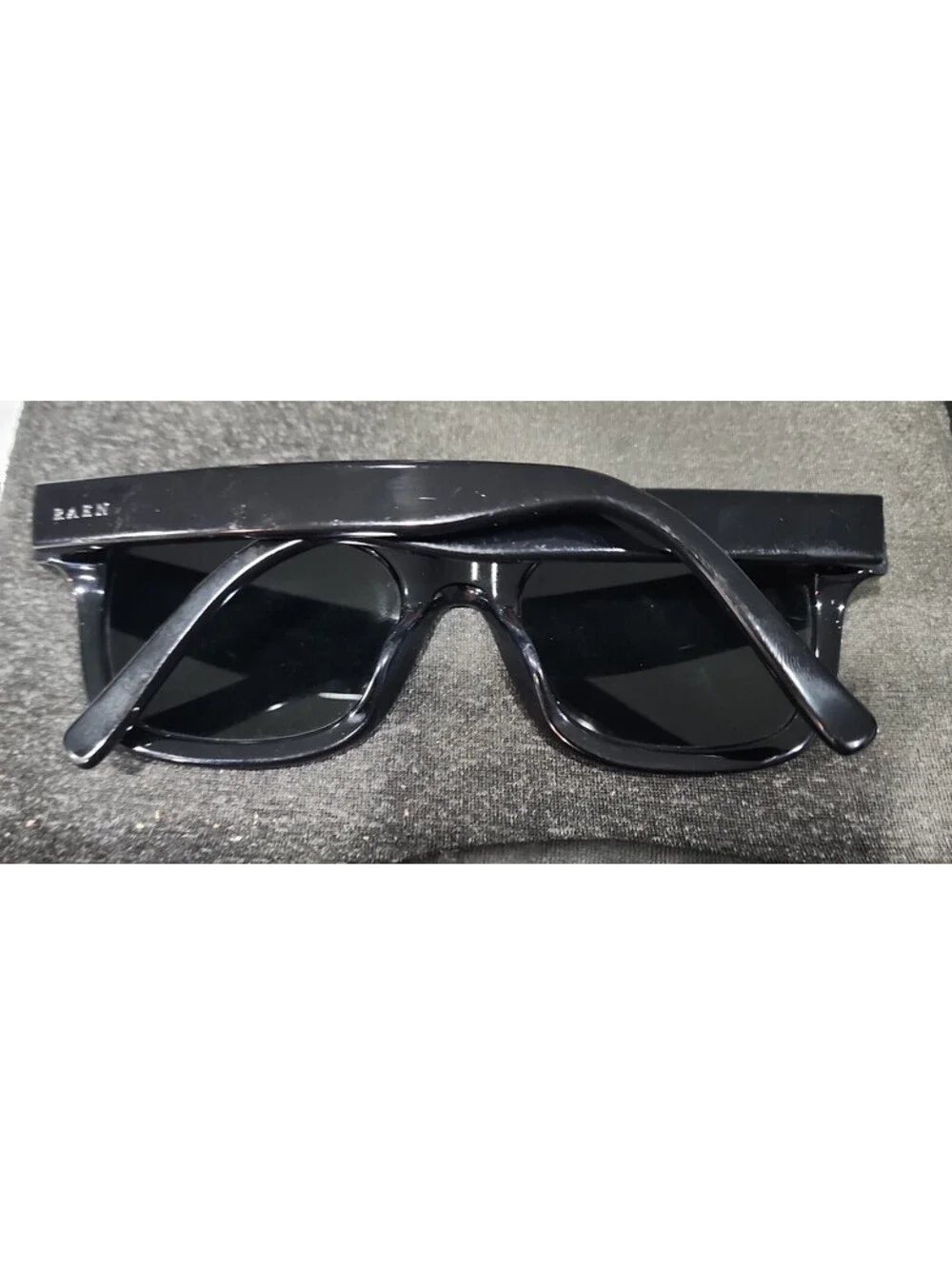 Raen Gilman Black Green Polarized Square Unisex Sunglasses 52-20 145